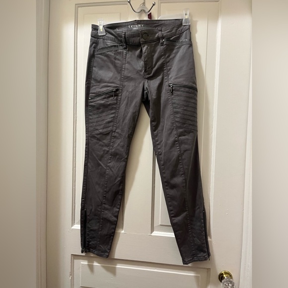 White House Black Market Gray Skinny Pants - Picture 1 of 7